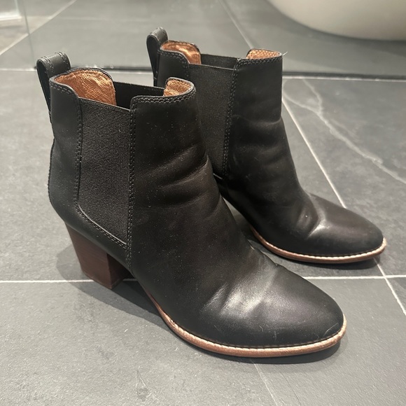 Madewell Black Chelsea Heeled Ankle Booties 8.5 - Picture 2 of 7